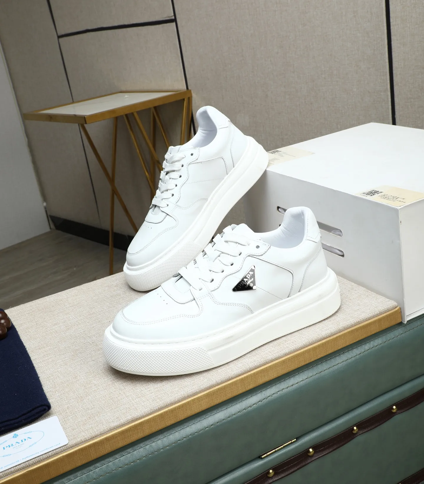 Men's shoes 💰500 🌹🌹[PRADA—Prada] 2025 latest model 🙈original replica! 👟👟👟Available here. The workmanship is top-notch. The upper is made of Italian 🇮🇹Imported calfskin. ❗️Breathable genuine leather lining @Suitable for travel. The original version has an enlarged engraved sole, making it suitable for all kinds of travels, showing low-key luxury. Let quality speak for itself. Color: Size: 38-44